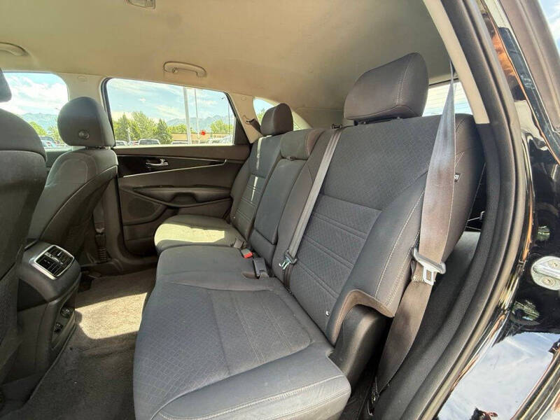 2020 Kia Sorento LX