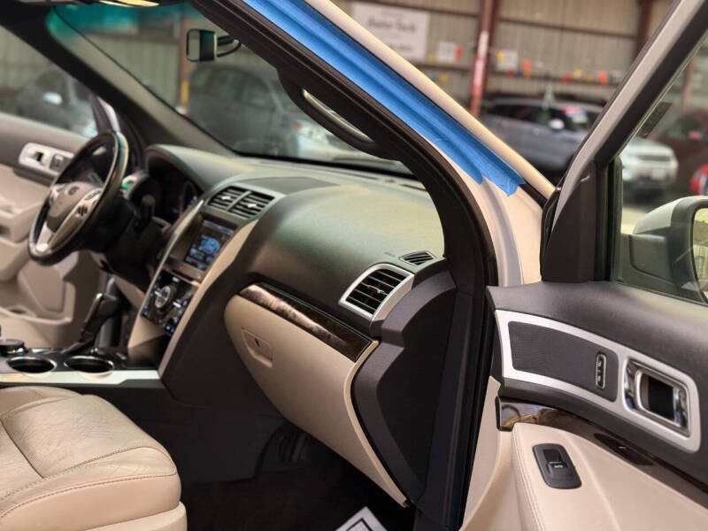 2012 Ford Explorer Limited