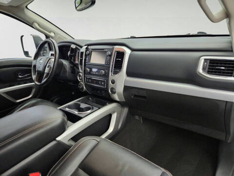 2018 Nissan Titan PRO-4X