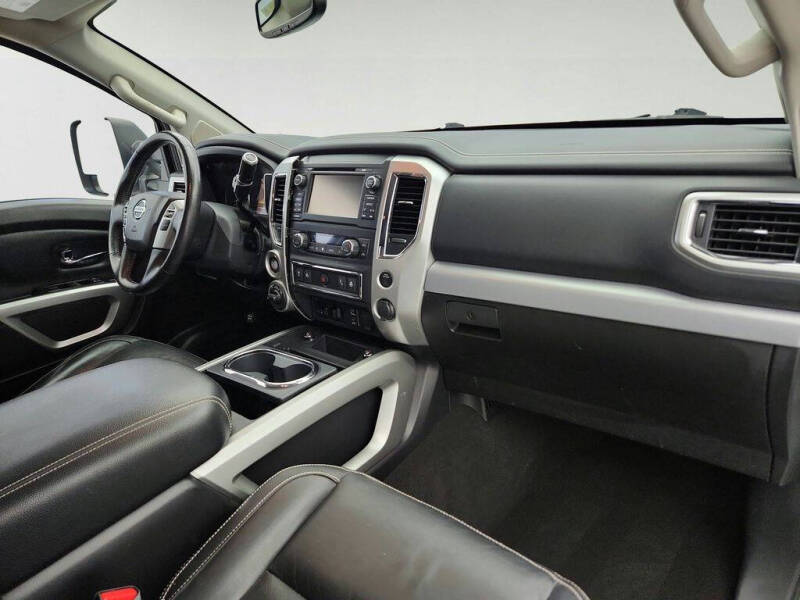 2018 Nissan Titan PRO-4X