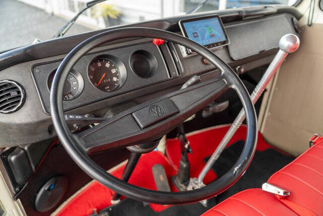 1992 Volkswagen Type-2 Kombi 14