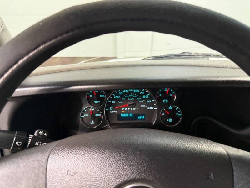 2017 GMC Savana 2500