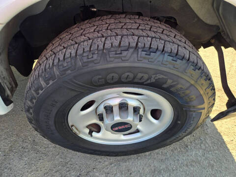 2023 GMC Savana 2500