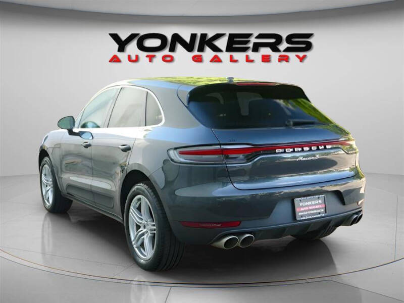 2021 Porsche Macan S