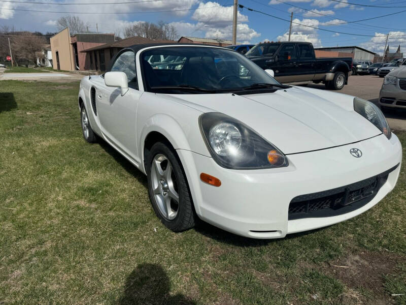 Image 2 of 2002 Toyota MR2 Spyder