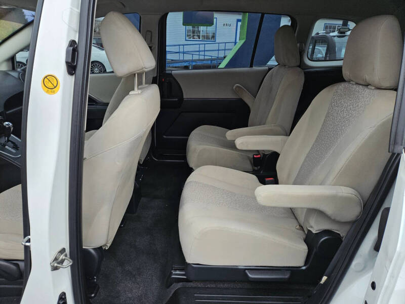 2012 Mazda MAZDA5 Touring