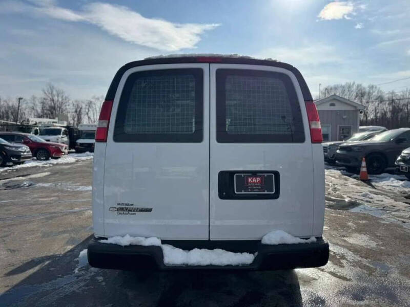 2018 Chevrolet Express 2500