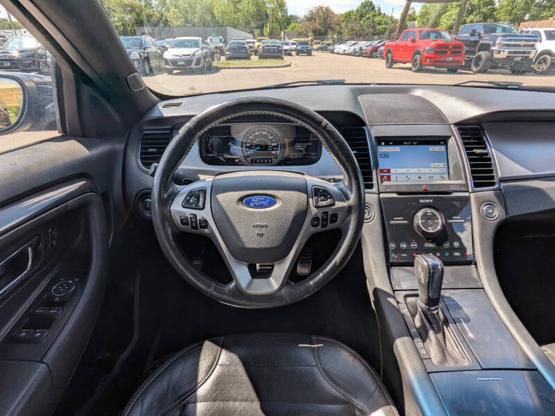 2017 Ford Taurus SHO