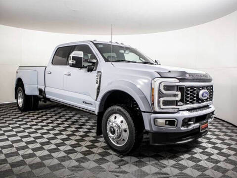 2024 Ford F-450 Super Duty Platinum