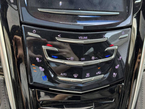 2019 Cadillac Escalade Platinum
