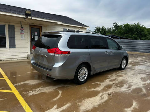 2013 Toyota Sienna