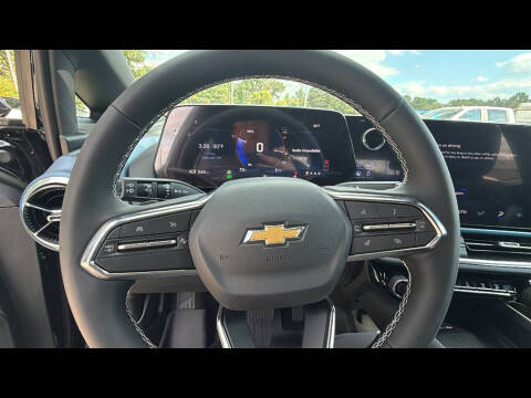 2025 Chevrolet Equinox EV LT 2