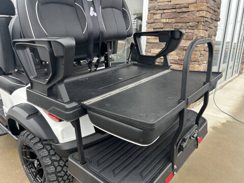 2026 Active Pulse 6 Seater lifted