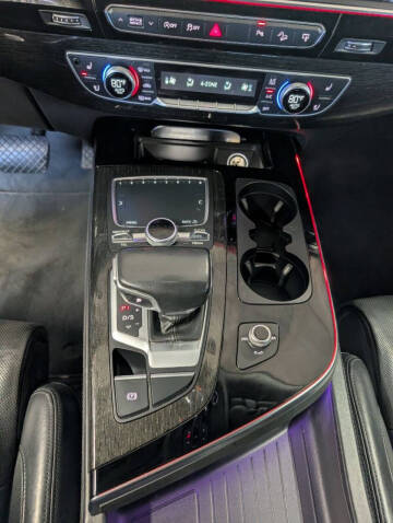 2017 Audi Q7 3.0T quattro Prestige