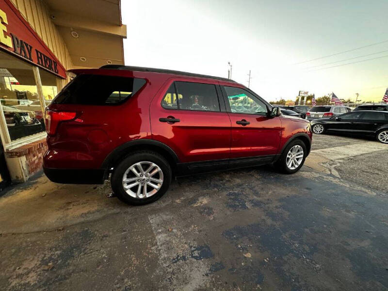 2016 Ford Explorer