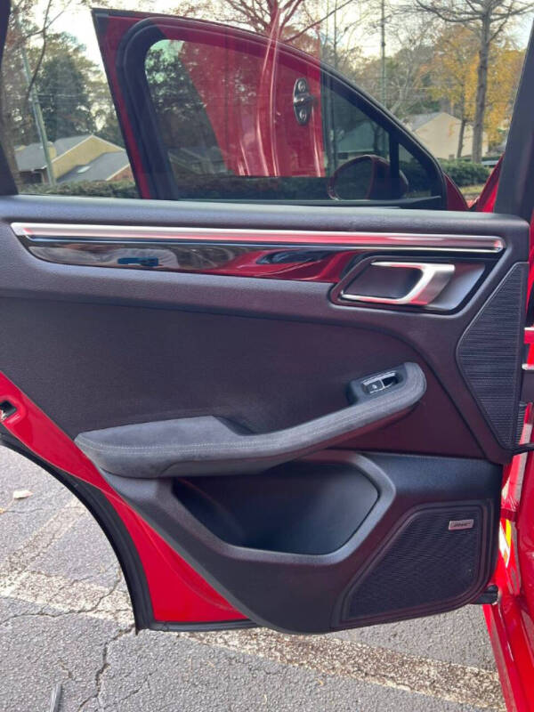 2017 Porsche Macan GTS