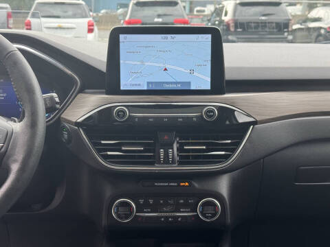 2020 Ford Escape Titanium