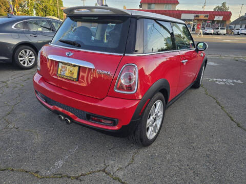 2012 MINI Cooper Hardtop S
