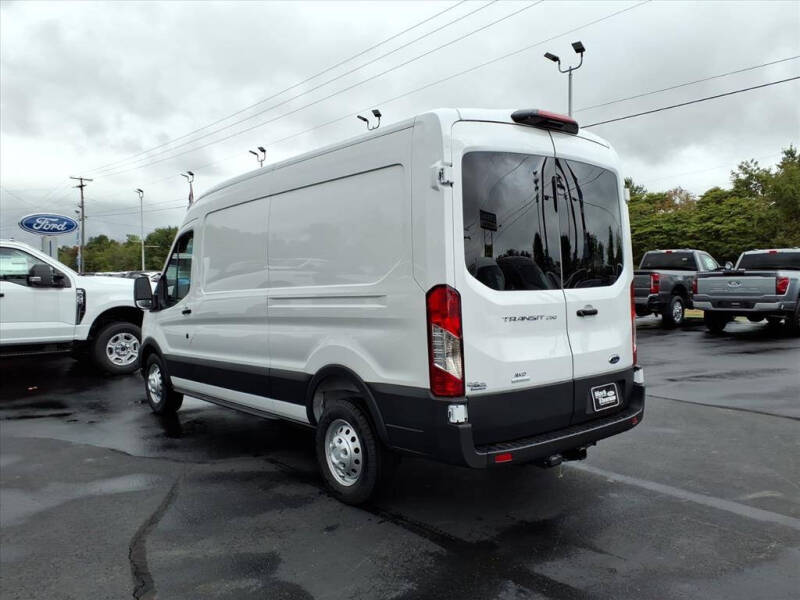 2025 Ford Transit 250