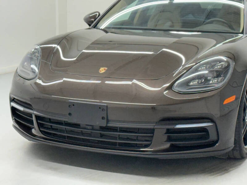 2020 Porsche Panamera