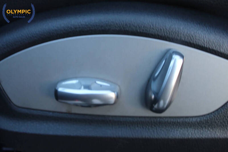 2014 Porsche Cayenne Platinum