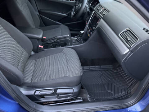 2017 Volkswagen Passat 1.8T S