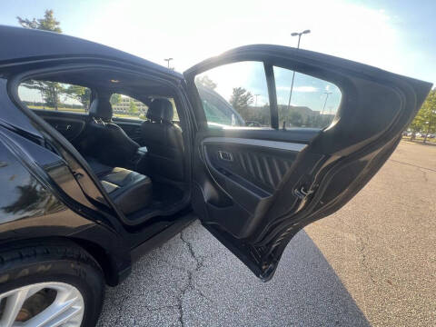 2014 Ford Taurus SEL