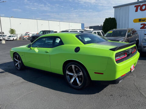 2015 Dodge Challenger R/T Shaker