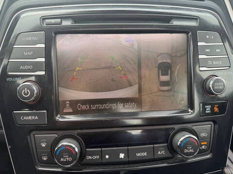 2023 Nissan Maxima 3.5 SR