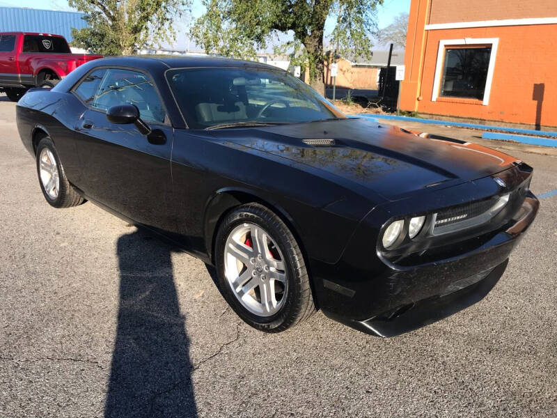 2009 Dodge Challenger for sale at SPEEDWAY MOTORS in Alexandria LA