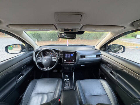 2020 Mitsubishi Outlander SEL