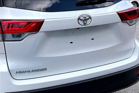 2019 Toyota Highlander LE