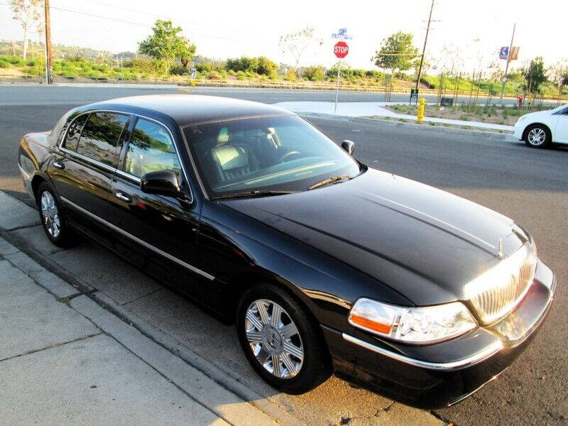2011 Lincoln Town Car Executive L