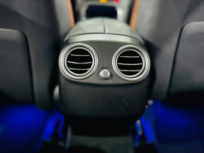 2023 Mercedes-Benz GLC GLC 300 4MATIC