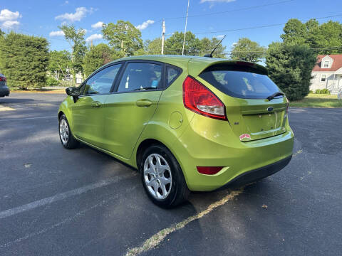 2012 Ford Fiesta SE