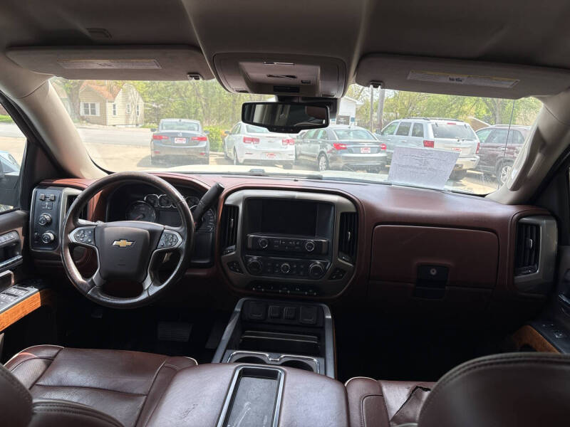 Image 3 of 2014 Chevrolet Silverado 1500 High Country