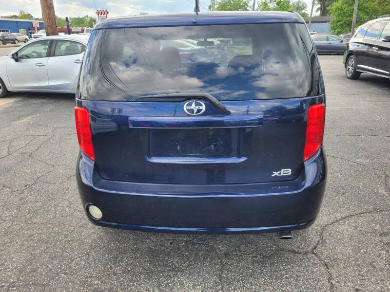2008 Scion xB