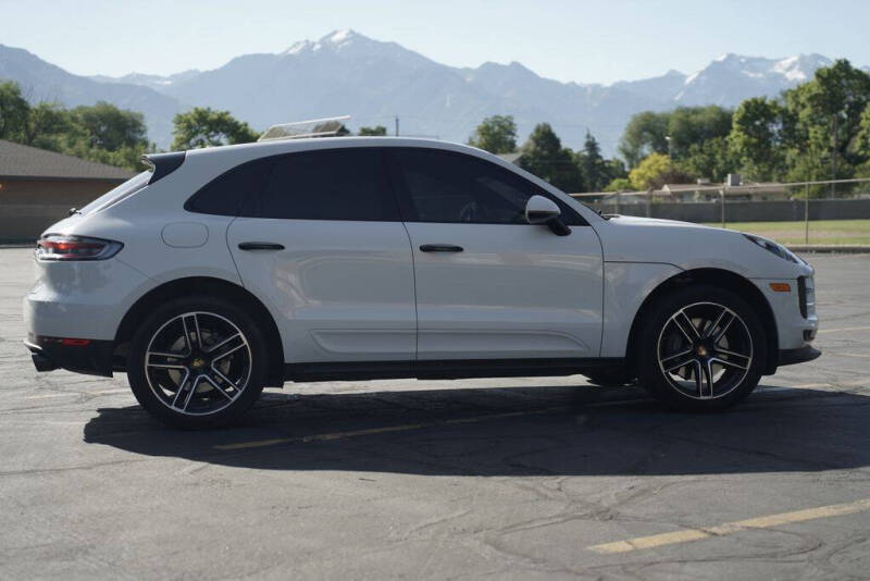 2020 Porsche Macan S