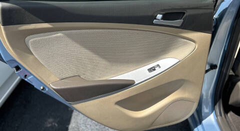 2014 Hyundai Accent GLS