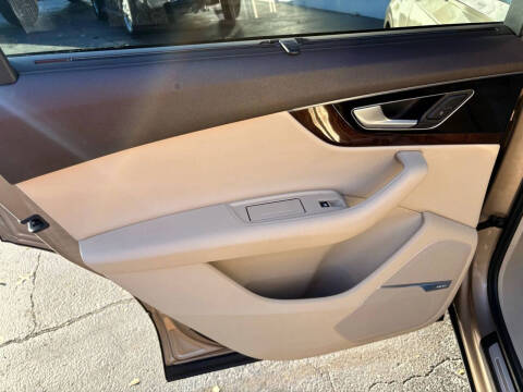 2019 Audi Q7 quattro Prestige 55 TFSI