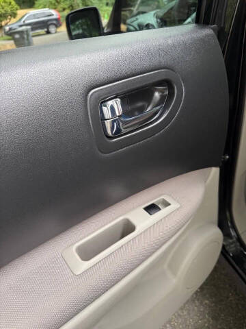 2011 Nissan Rogue S