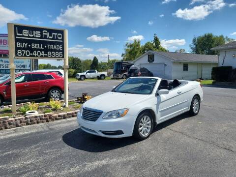 2013 Chrysler 200 for sale at Lewis Auto in Mountain Home AR