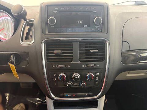 2013 Dodge Grand Caravan American Value Package