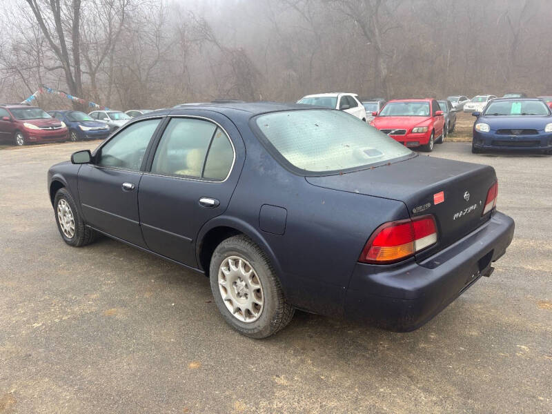 1998 Nissan Maxima SE