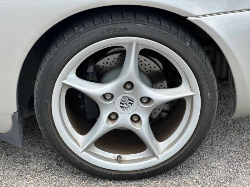 2003 Porsche 911
