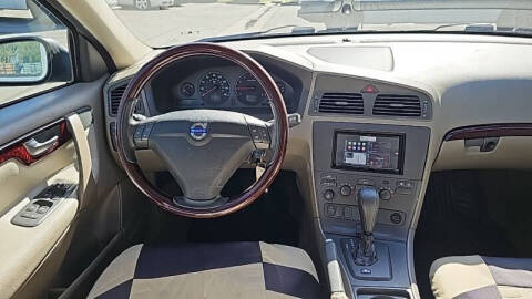 2003 Volvo V70 2.4T