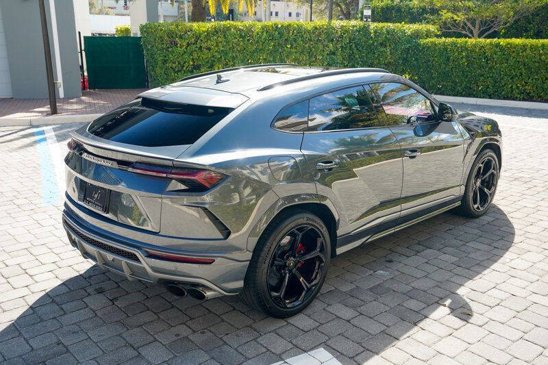 2019 Lamborghini Urus