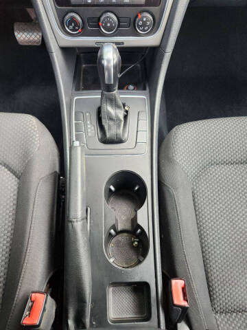 2013 Volkswagen Passat S PZEV