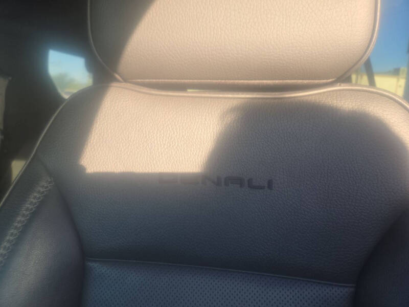 2021 GMC Yukon Denali