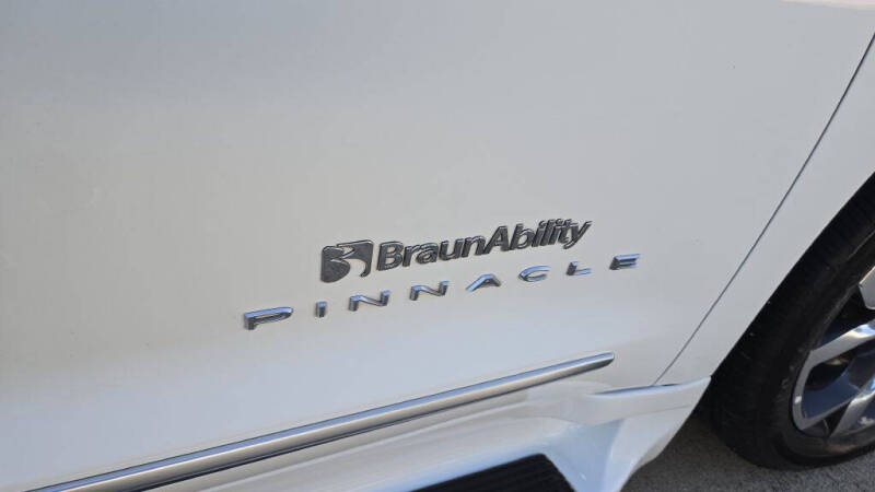 2022 Chrysler Pacifica Pinnacle